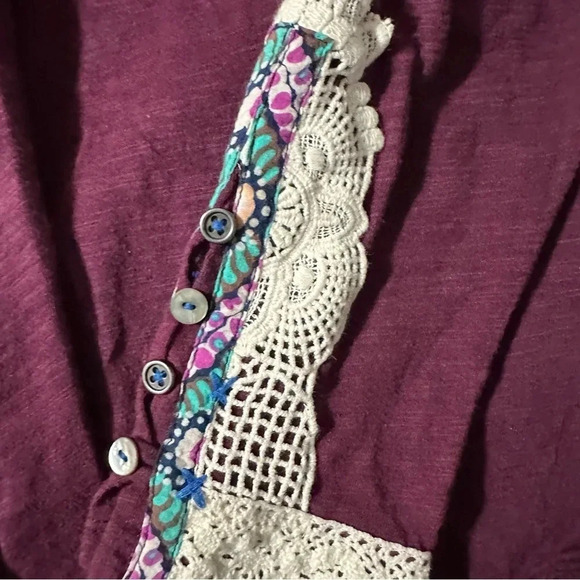 Little Yellow Button women's XS long sleeve purple shirt with lace - Picture 5 of 5
